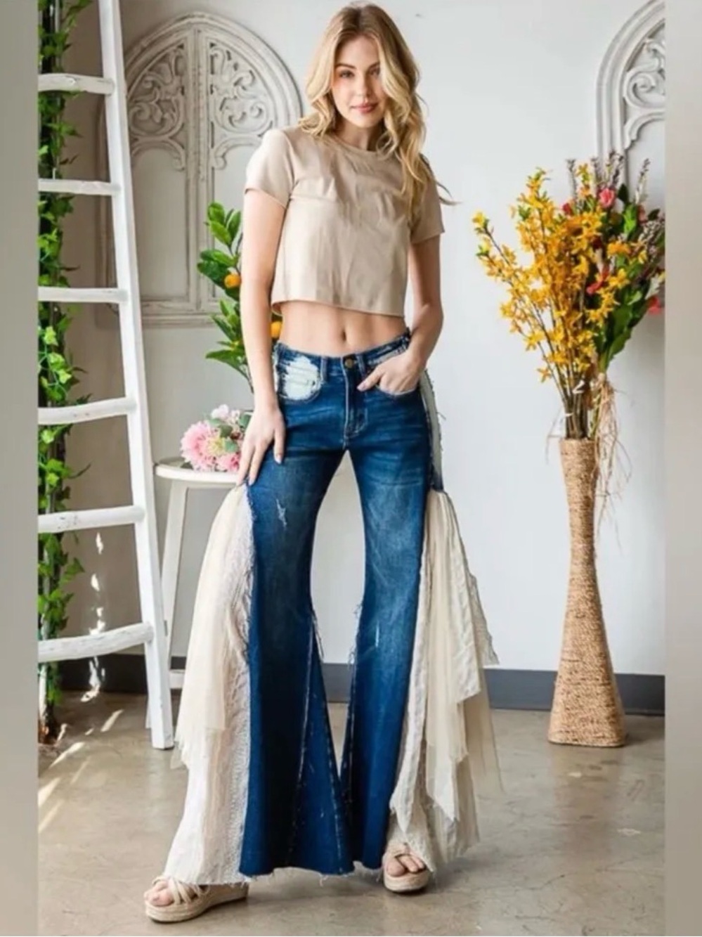 144. Oli & Hali denim jeans lace flare